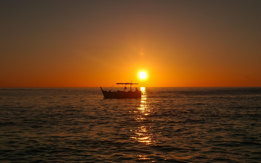 Small boat and sunset from Chrome web store to be run with OffiDocs Chromium online Small boat and sunset from Chrome web store to be run with OffiDocs Chromium online