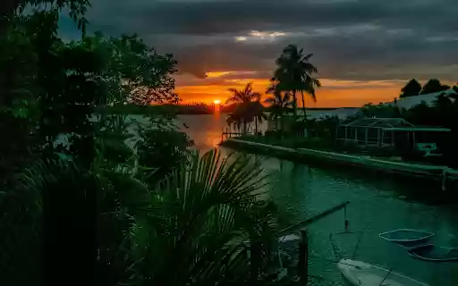 Sunset scene on blue lake from Chrome web store to be run with OffiDocs Chromium online Sunset scene on blue lake from Chrome web store to be run with OffiDocs Chromium online